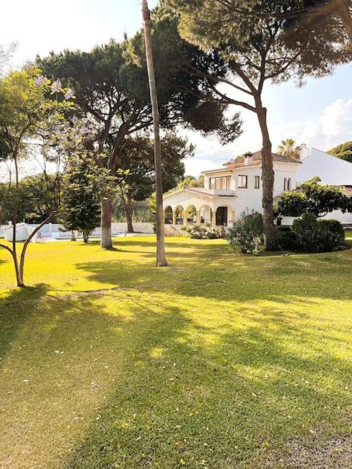 Villa Santa Cristina Cerca Del Mar Marbella Bagian luar foto